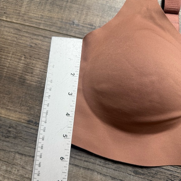 Knix Revolution Adjustable Pull Over Bra - Picture 7 of 8